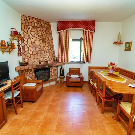 Сasa de vacaciones Etta Monte SantʼAngelo